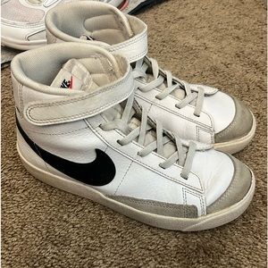 Kids Nike blazers 2y